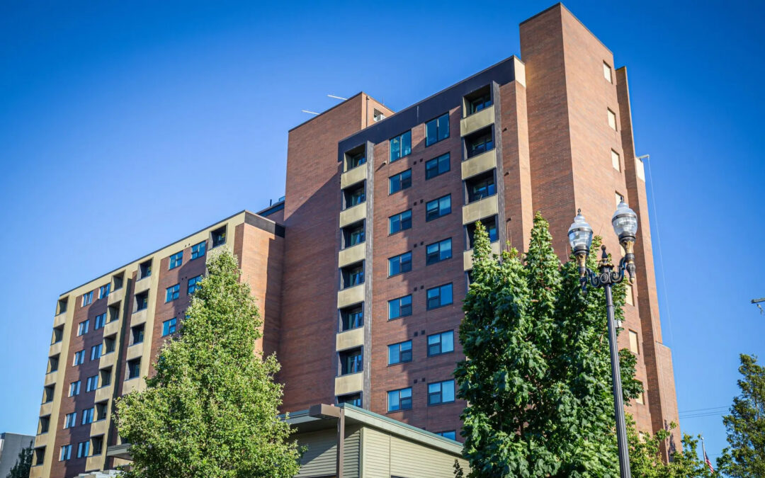 Photograph of Van Vista Plaza from ground level