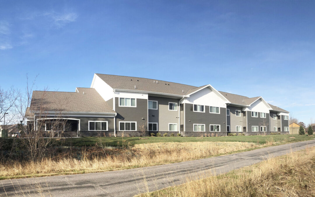 White Oak Estates, Building Exterior - Apartments